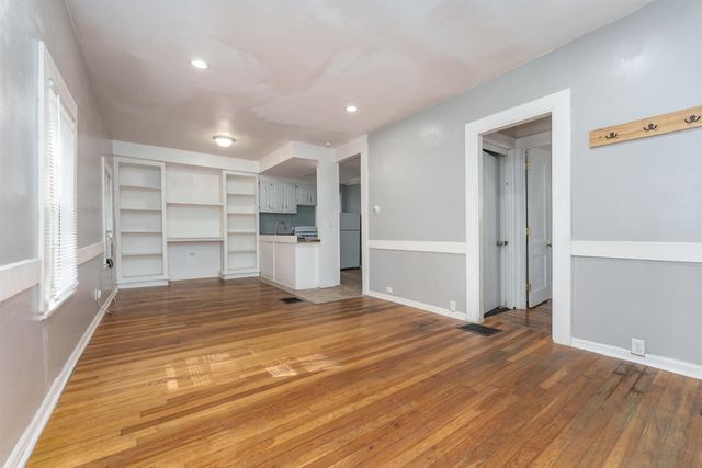 617 Wheaton Avenue, Kalamazoo, MI 49008