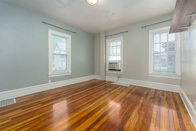 617 Wheaton Avenue, Kalamazoo, MI 49008