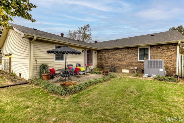 445 Margaret Drive, East Prairie, MO 63845