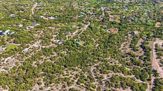 101 Twin Creek CIR, Dripping Springs, TX 78620