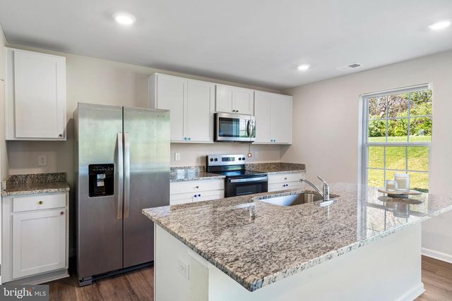 157 LYON RIDGE, Shepherdstown, WV 25443