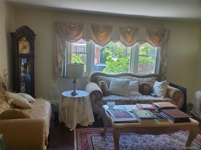 1267 E 58th Street, Brooklyn, NY 11234