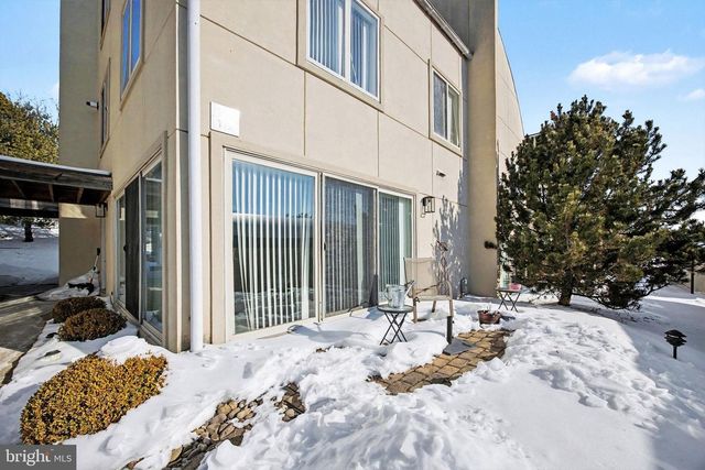 112 BLUE RIDGE CIR, Harrisburg, PA 17110