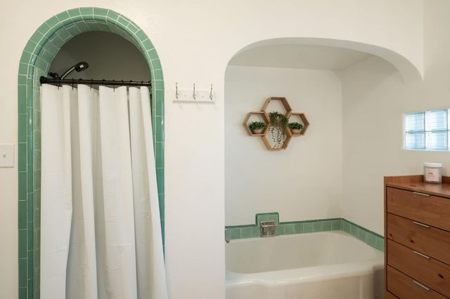 93 E Andrews Avenue, Fresno, CA 93704