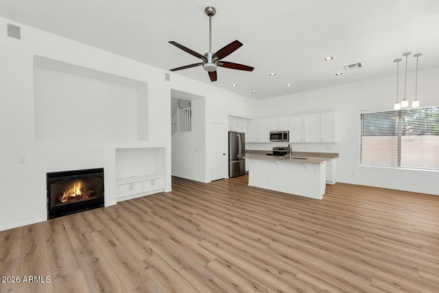 21843 N 51ST Street, Phoenix, AZ 85054