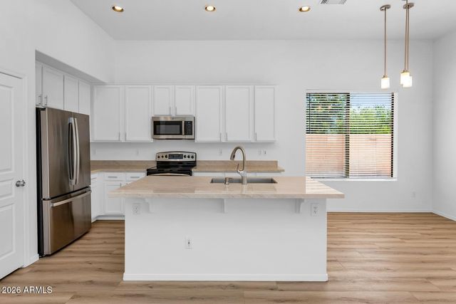 21843 N 51ST Street, Phoenix, AZ 85054