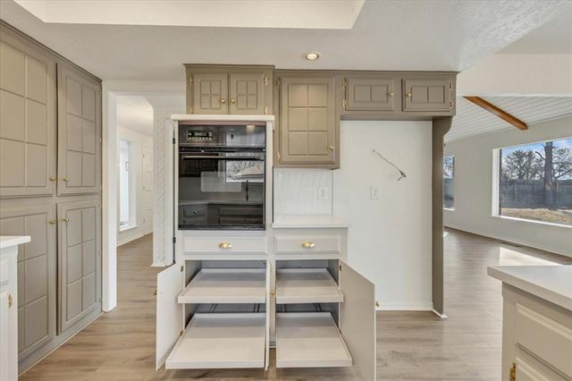 10316 Bonnycastle Drive, Yukon, OK 73099