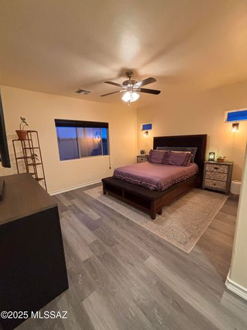 7959 W Imperial Eagle Court, Tucson, AZ 85757