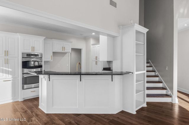 204 Breezy Hill Drive, Madison, MS 39110