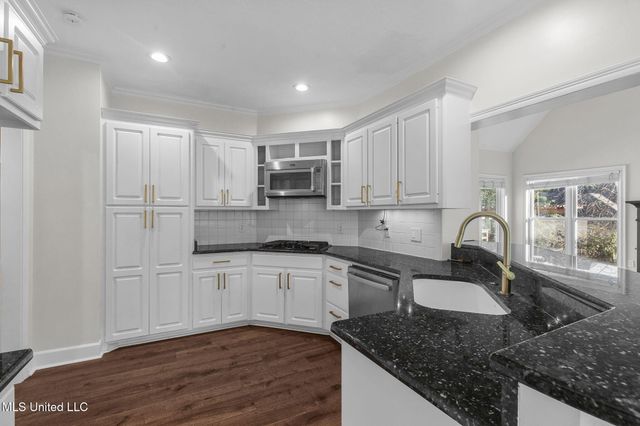 204 Breezy Hill Drive, Madison, MS 39110