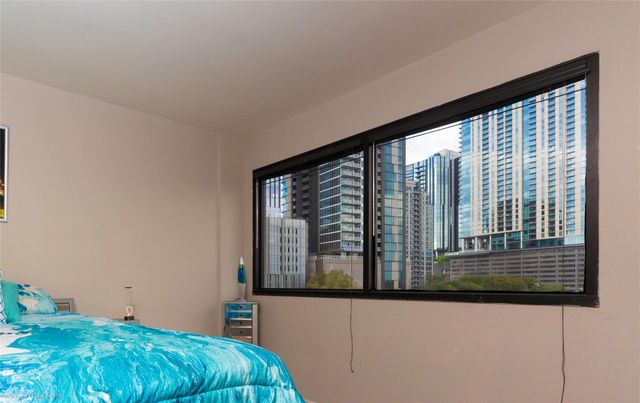 40 N Interstate 35 Highway 6C1, Austin, TX 78701