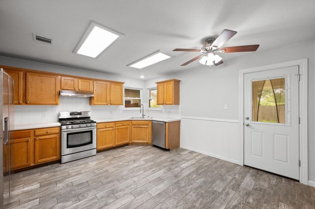 15308 Cadoz DR, Austin, TX 78728