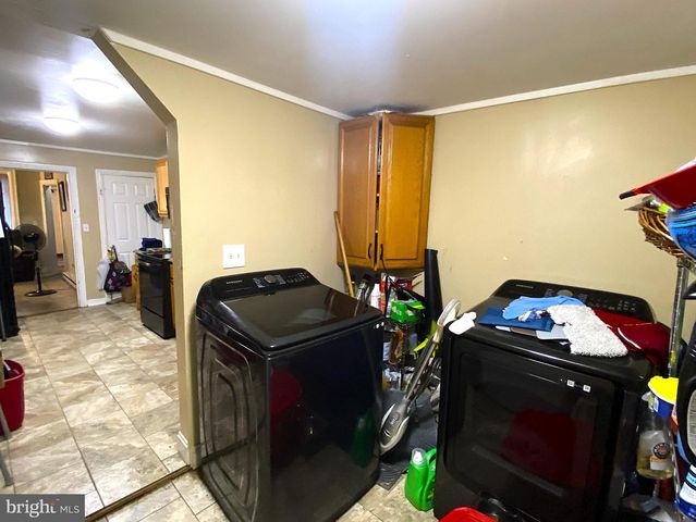 415 E 10TH ST, Wilmington, DE 19801