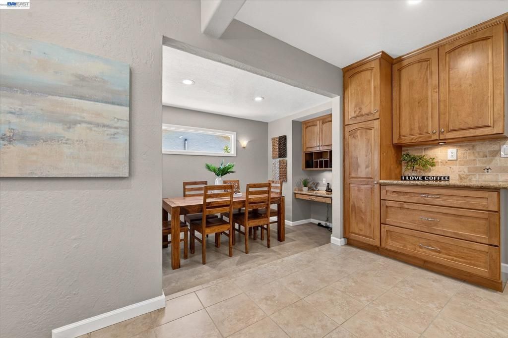 Image 12 of property listing at 4634 Klamath Ct, Pleasanton, CA 94566
