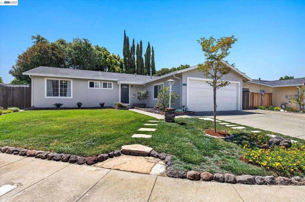Image 3 of property listing at 4634 Klamath Ct, Pleasanton, CA 94566