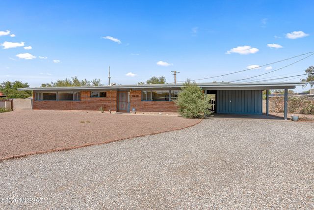 6449 E Paseo San Ciro, Tucson, AZ 85710
