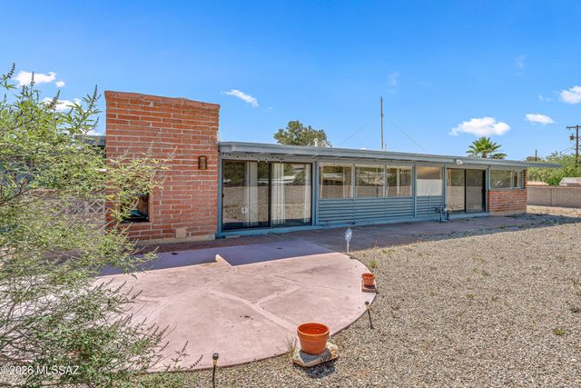 6449 E Paseo San Ciro, Tucson, AZ 85710