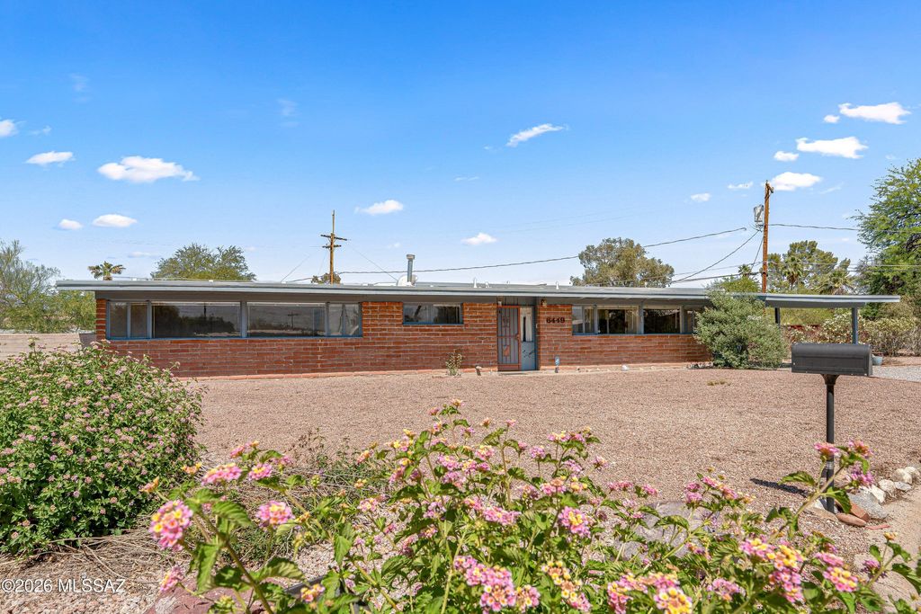 6449 E Paseo San Ciro, Tucson, AZ 85710