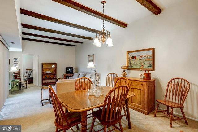 333 VALLEYBROOK DR, Lancaster, PA 17601