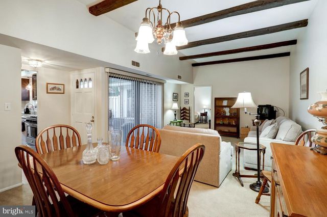 333 VALLEYBROOK DR, Lancaster, PA 17601