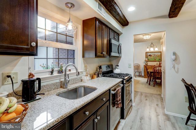 333 VALLEYBROOK DR, Lancaster, PA 17601