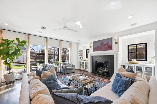 5338 Goodwin Avenue, Dallas, TX 75206