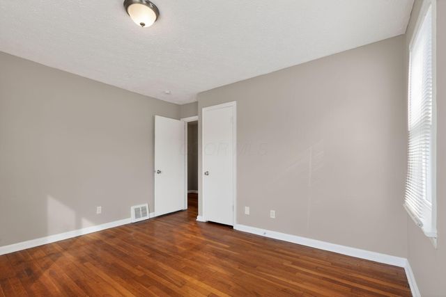 1568 Oakwood Avenue, Columbus, OH 43207