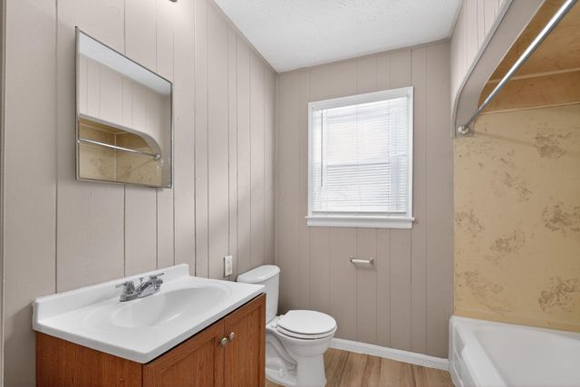 1568 Oakwood Avenue, Columbus, OH 43207