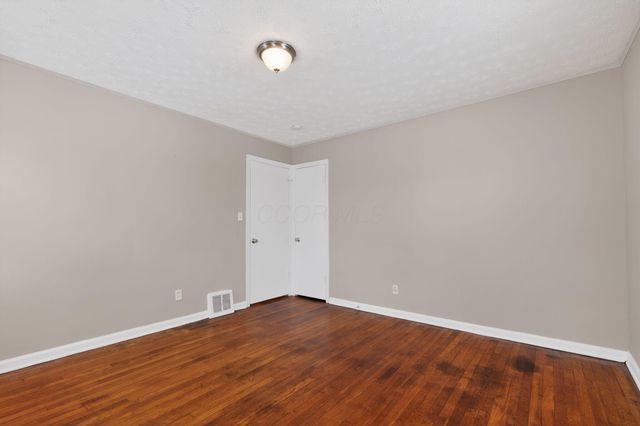 1568 Oakwood Avenue, Columbus, OH 43207