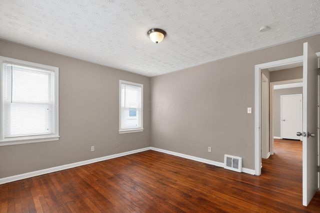 1568 Oakwood Avenue, Columbus, OH 43207