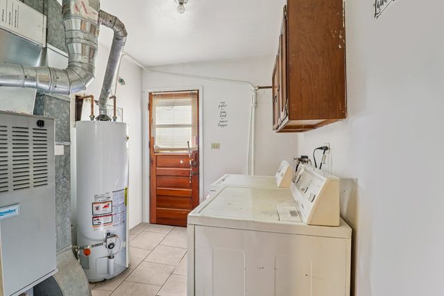 1532 N 39th Avenue, Stone Park, IL 60165