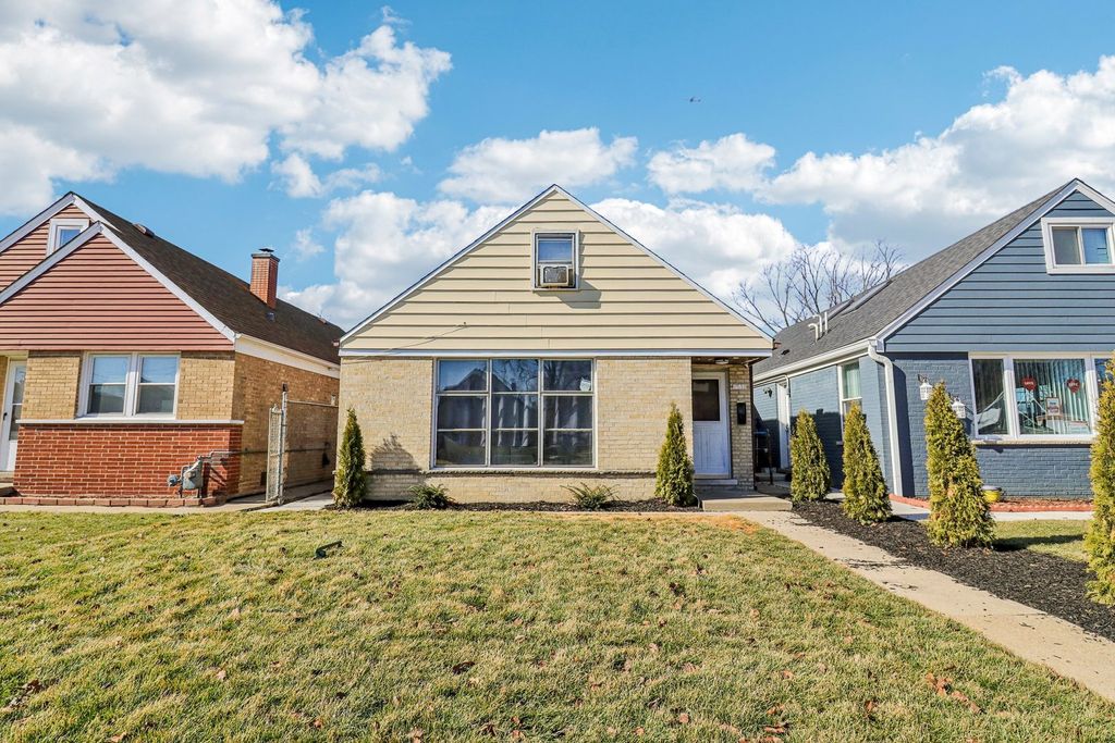 1532 N 39th Avenue, Stone Park, IL 60165