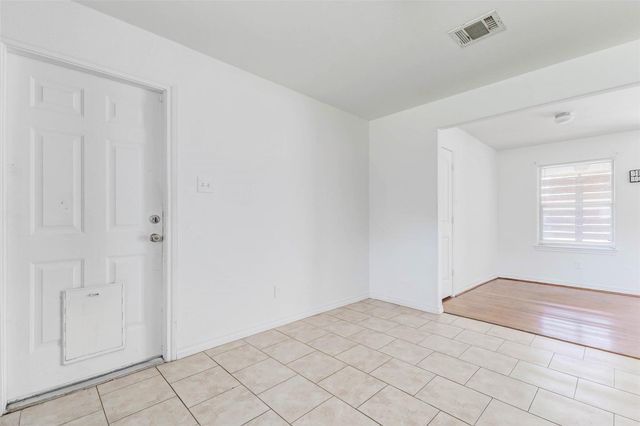 230 Bizerte Street, Houston, TX 77022