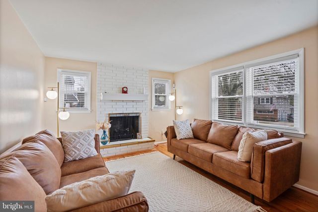 931 BEAVERBANK CIR, Towson, MD 21286