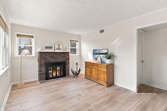 48 Bay Shore Drive, Toms River, NJ 08753