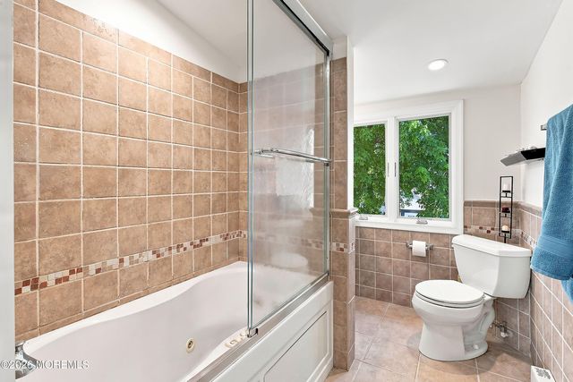 48 Bay Shore Drive, Toms River, NJ 08753