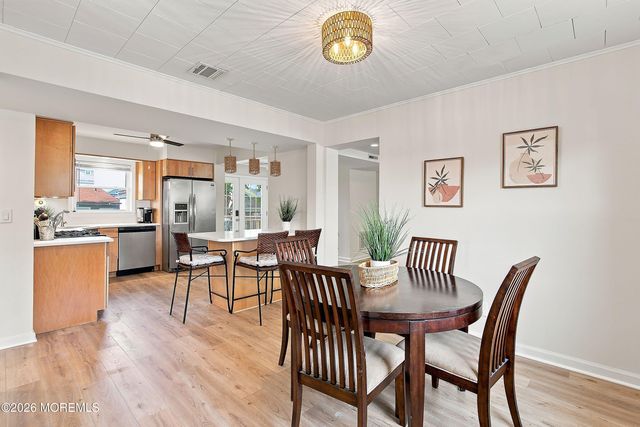 48 Bay Shore Drive, Toms River, NJ 08753