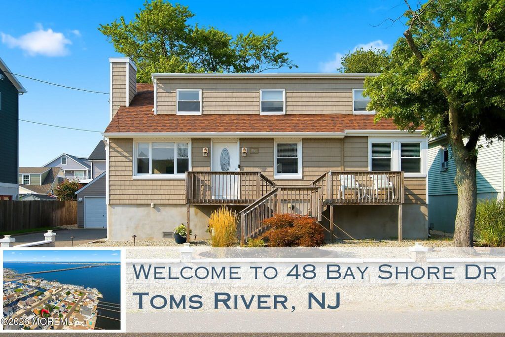 48 Bay Shore Drive, Toms River, NJ 08753