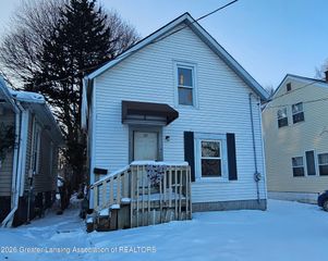 1441 Knollwood Avenue, Lansing, MI 48906