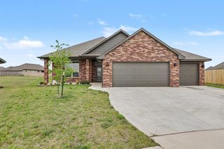 12812 NW 141st Circle, Yukon, OK 73099