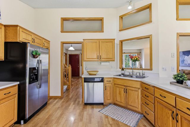 3520 Dakota Avenue, Woodbury, MN 55125
