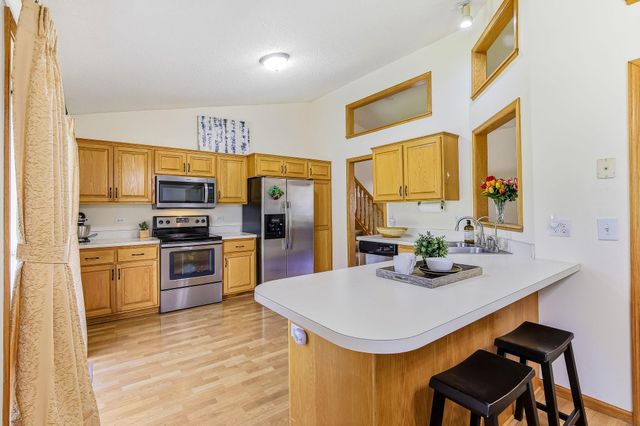 3520 Dakota Avenue, Woodbury, MN 55125