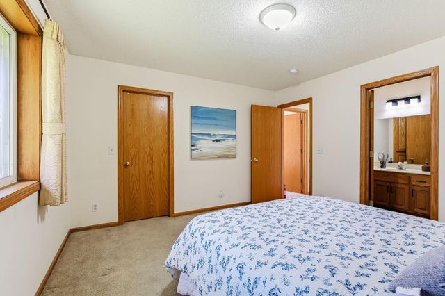 3520 Dakota Avenue, Woodbury, MN 55125