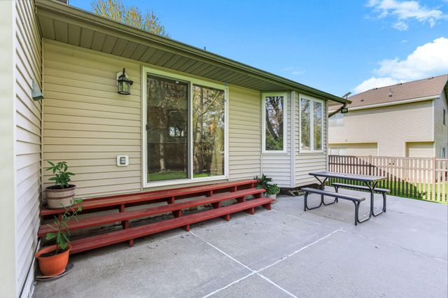 3520 Dakota Avenue, Woodbury, MN 55125