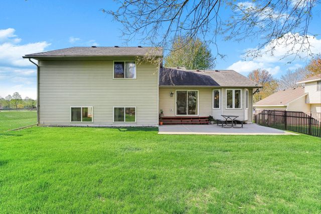 3520 Dakota Avenue, Woodbury, MN 55125