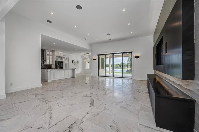 15400 Kestral Park Court, Edmond, OK 73013