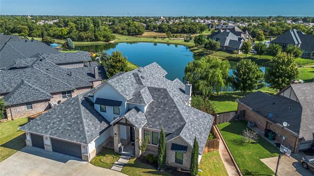 15400 Kestral Park Court, Edmond, OK 73013