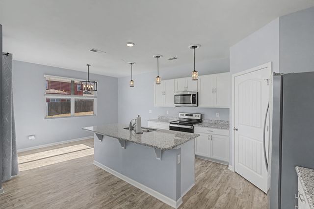 112 Victory Cir, Ashland City, TN 37015