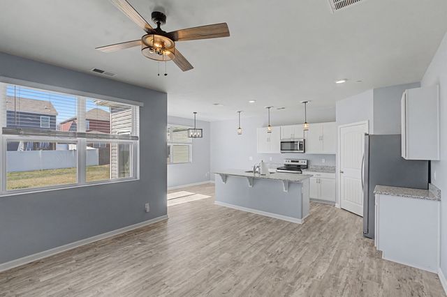 112 Victory Cir, Ashland City, TN 37015