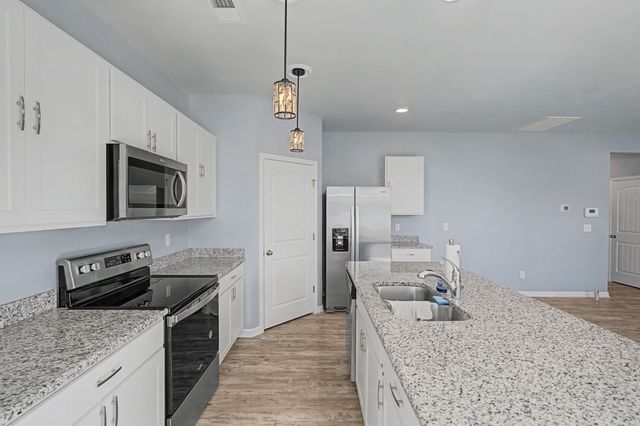 112 Victory Cir, Ashland City, TN 37015